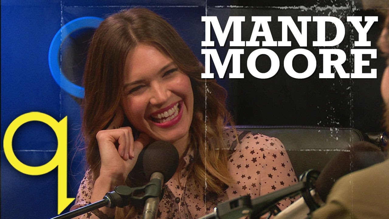 Mandy Moore tears up over monologue