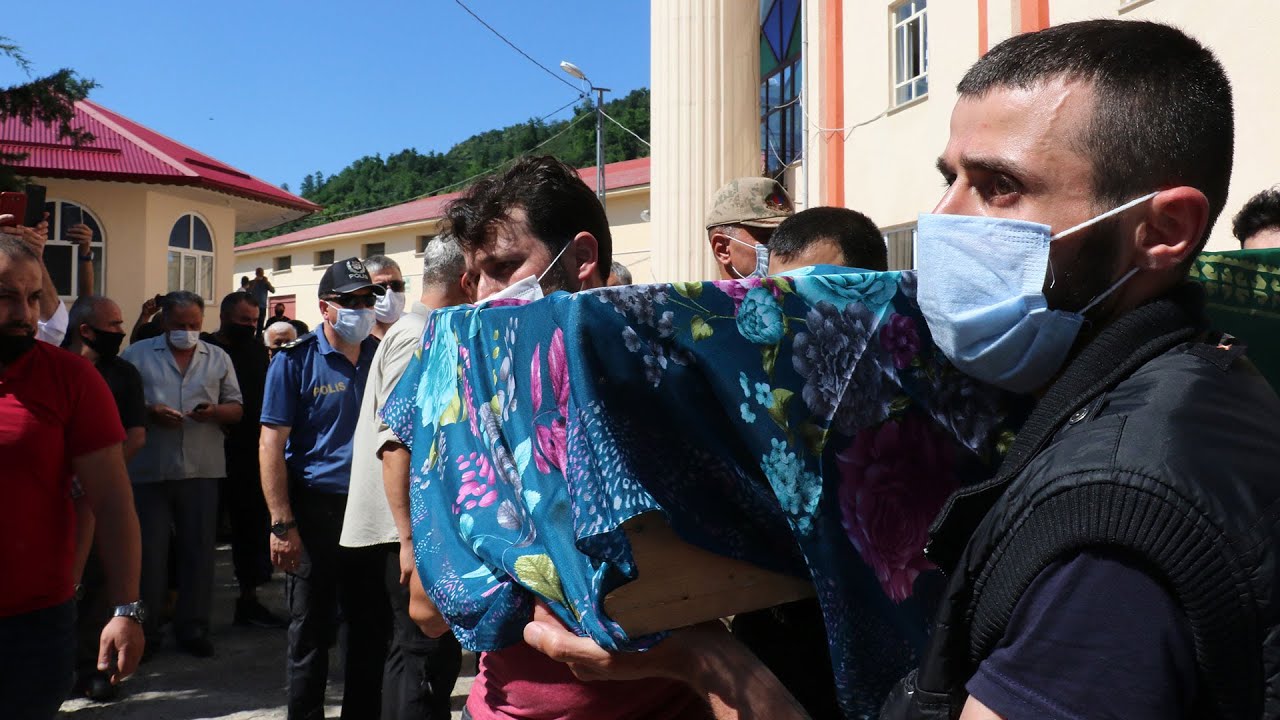 Gözyaşları sel oldu! İkranur son yolculuğuna uğurlandı