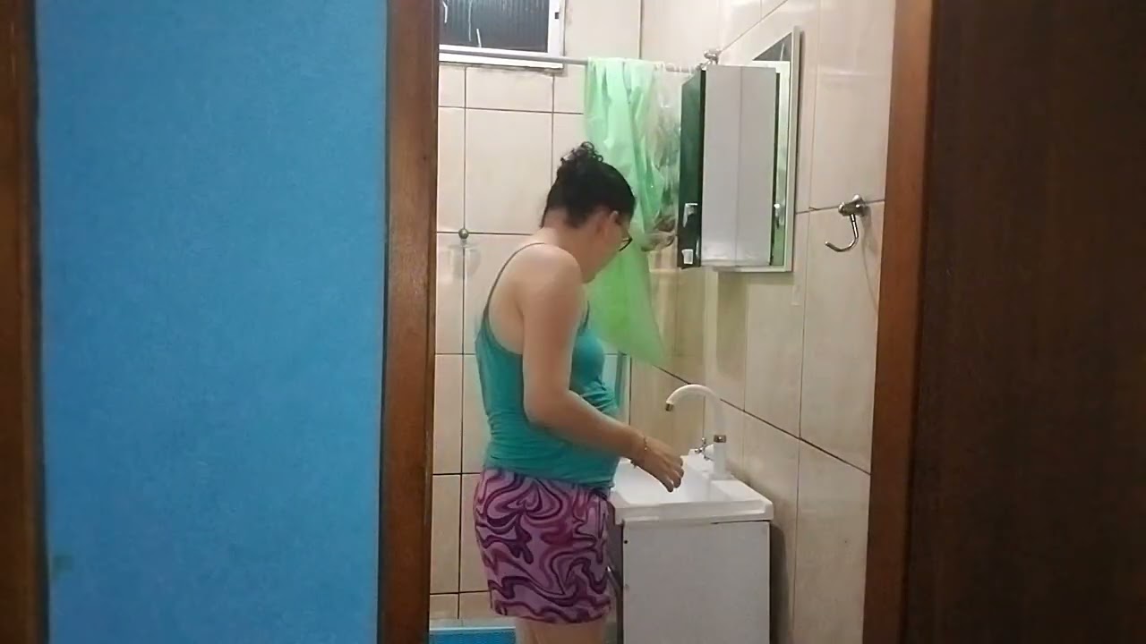 Rotina de terça-feira de uma mãe solo e atípica. 