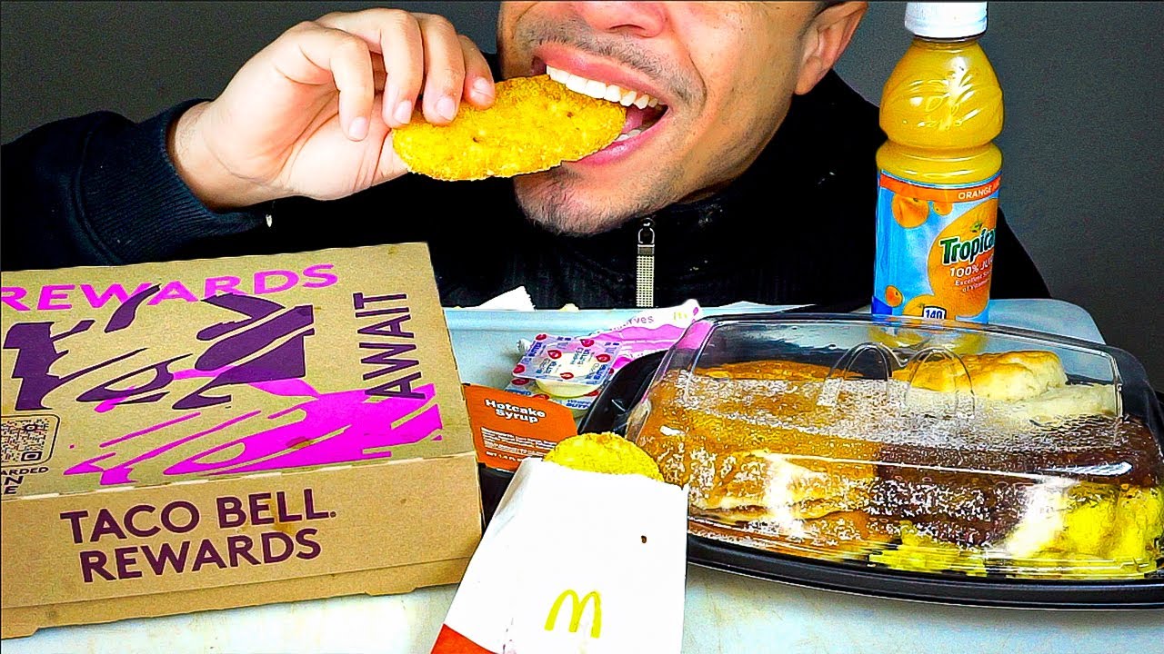 ASMR EATING MCDONALDS VS TACO BELL BREAKFAST MUKBANG JERRY NO TALKING