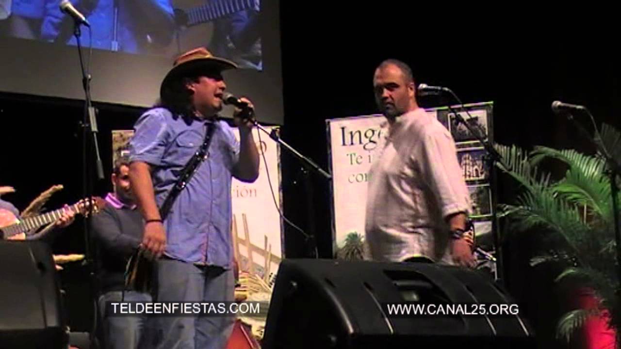YERAY RODRIGUEZ   EWING RADI LOCO DE COLOMBIA VERSEANDO CON INGENIO 26 1 2013