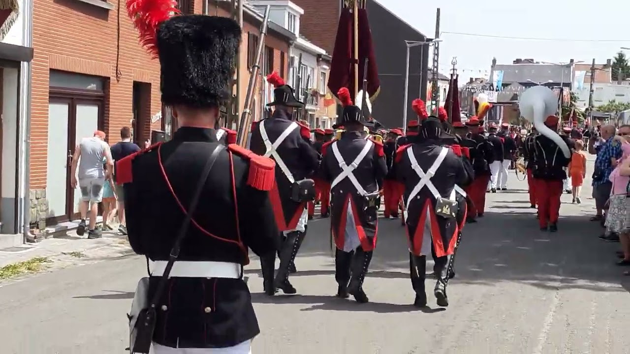 Cortège à Jumet des 10 ans de reconnaissance par l'UNESCO des marches de l'Entre-Sambre-et-Meuse (1)