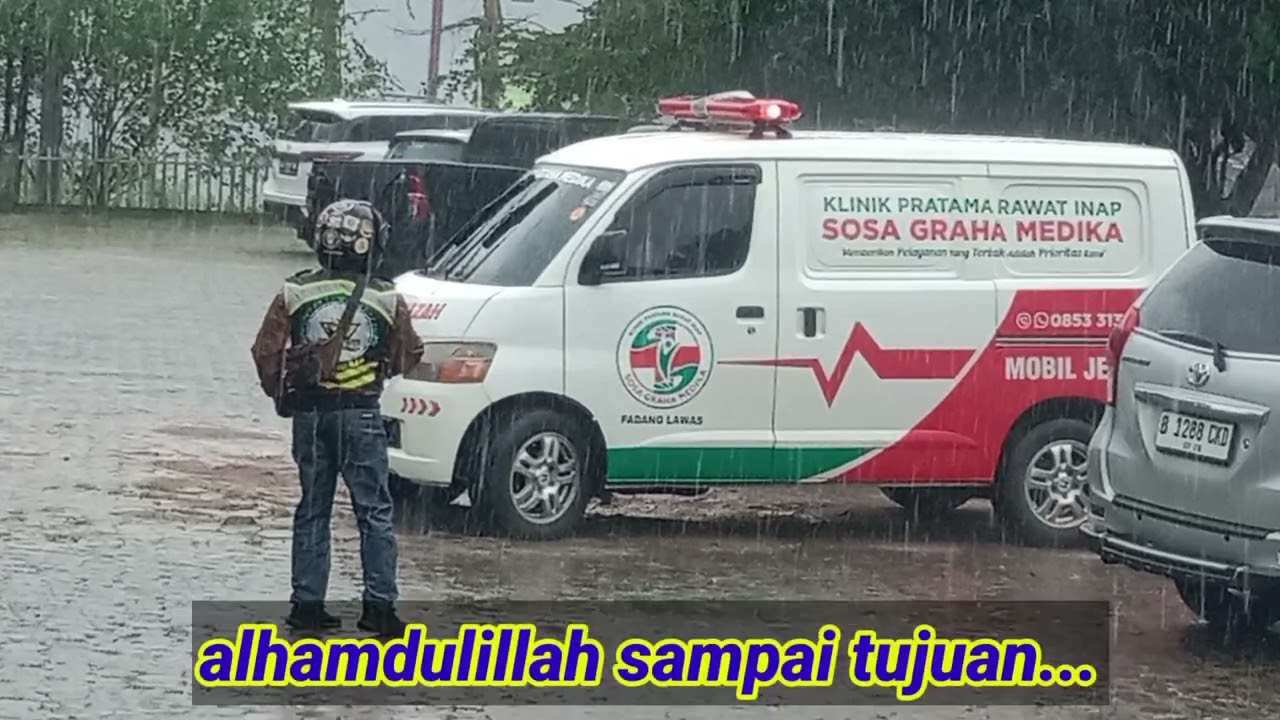 Escorting ambulance from Pekan baru to Jambi by URC PMOJ team, support by TRC GGM and KOTABAJA
