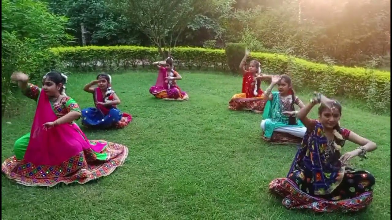 Jhume re Gori | Dholida | Navratri special | choreography dance| mashup 