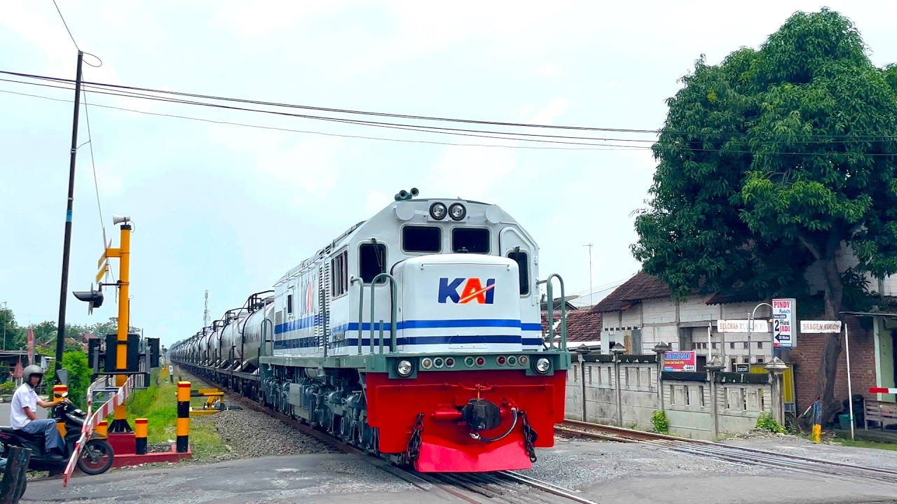 LIVE TOP KOMPILASI KERETA API LOKOMOTIF VINTAGE,WnB,RnB FUL NGEBUT | KERETA API NUSANTARA
