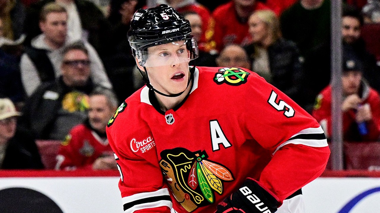 Blackhawks trade Connor Murphy to Oilers