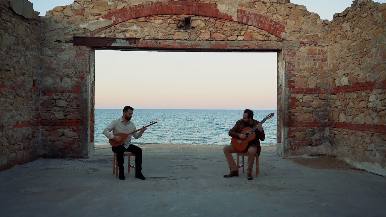 ALİ KAZIM AKDAĞ & EFGAN RENDE / Hüzün (BAĞLAMA & GİTAR DUO)