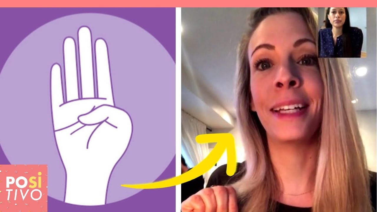 Donna chiede aiuto con un segnale alla sua amica in webcam | Positivo