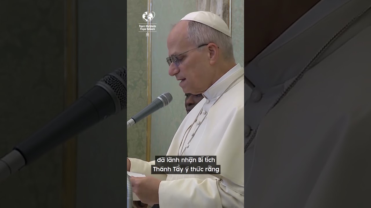 The Holy Father sends his greetings to all brothers and sisters of the global prayer network.