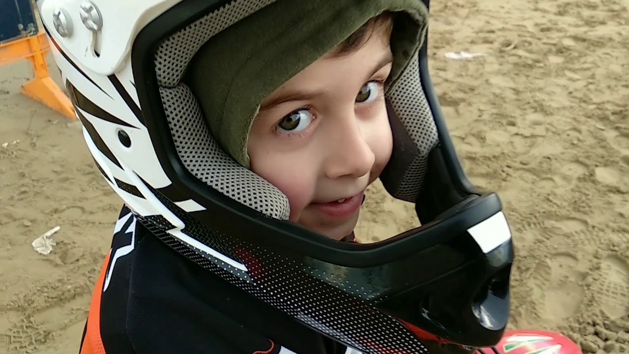 Cross bambini Alex 5 years old child