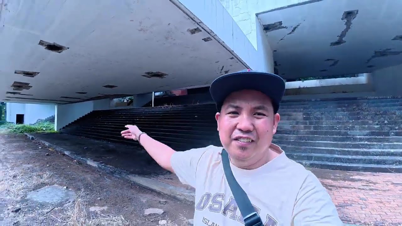 ABANDONADONG SINEHAN AT DATING BOWLINGAN PINASOK NI KABERKS | KHIROPPI VLOGS