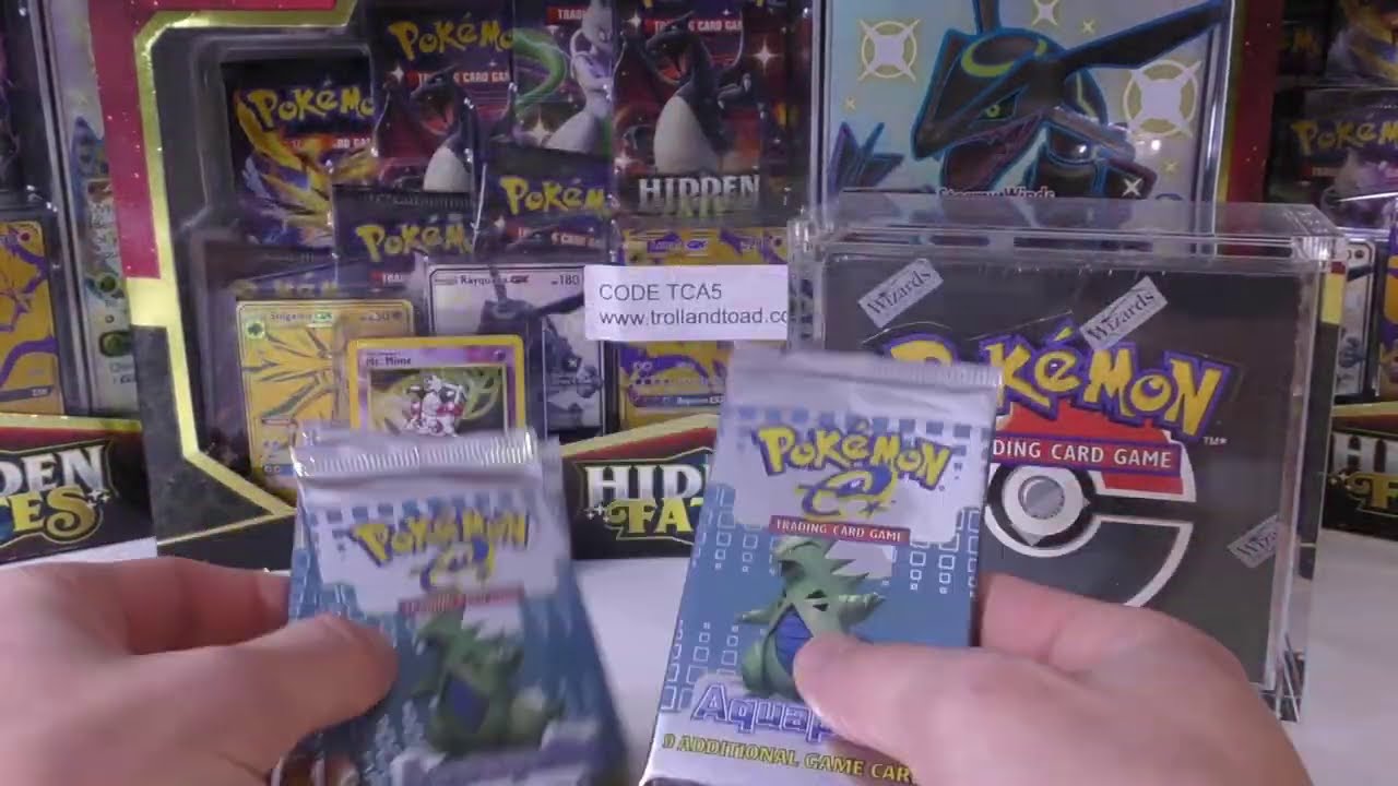 Opening 4x AQUAPOLIS Pokemon Packs !!!