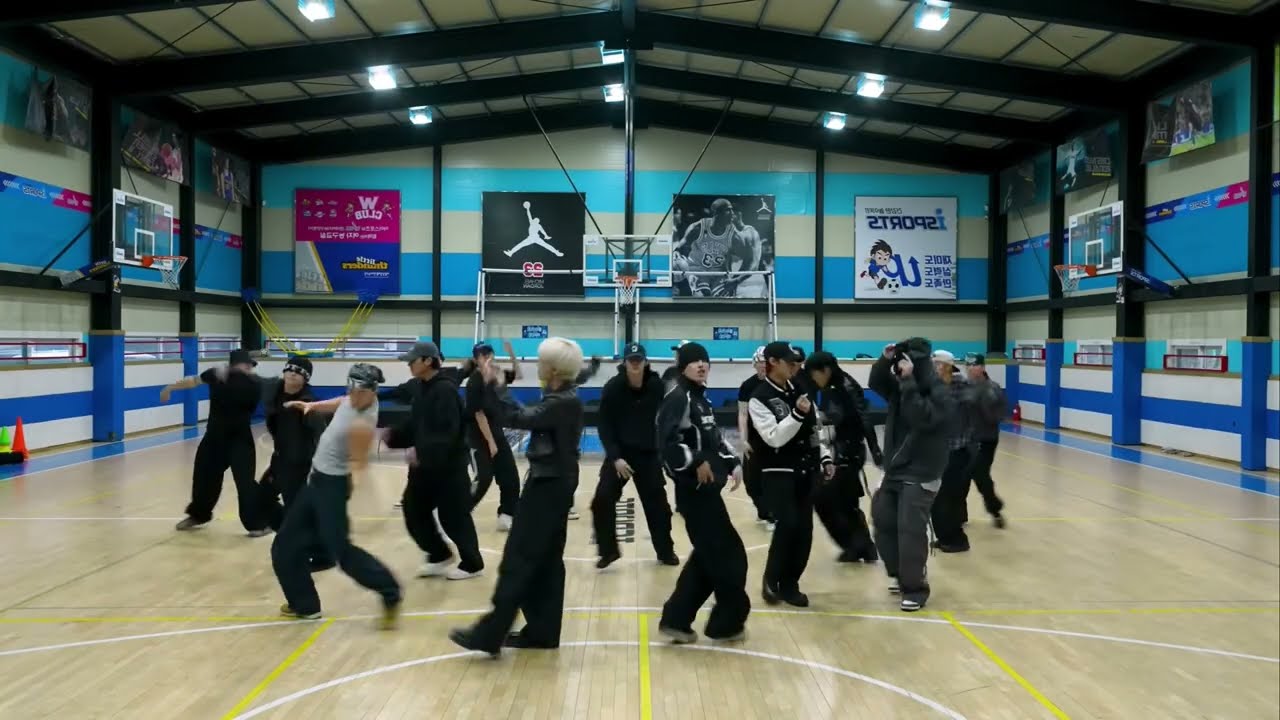 [MIRRORED] ATEEZ 에이티즈 - 'In Your Fantasy' Dance Practice