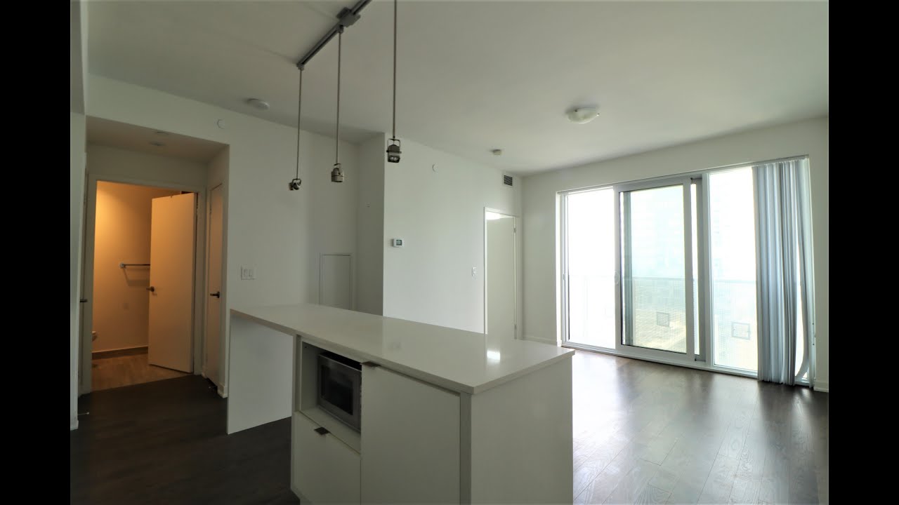 5601 - 100 Harbour St, TORONTO - 1 Bedroom Unit