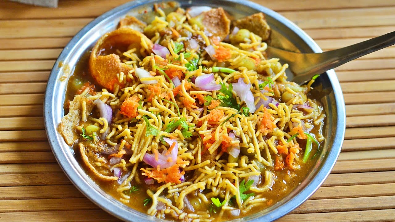 Masala puri recipe | Bangalore Masala Puri Chaat - Street Style | How to make masala puri chaat