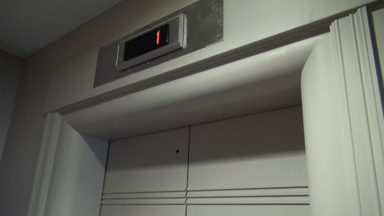 Colorado Springs, CO: Kone mod of a vintage OTIS elevator in the Mining Exchange Hotel