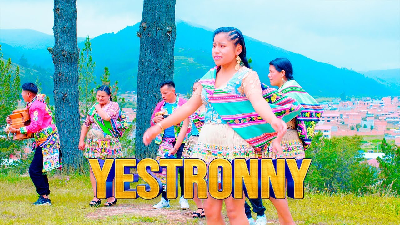 YESTRONNY TEMA: LUNAREJITA
