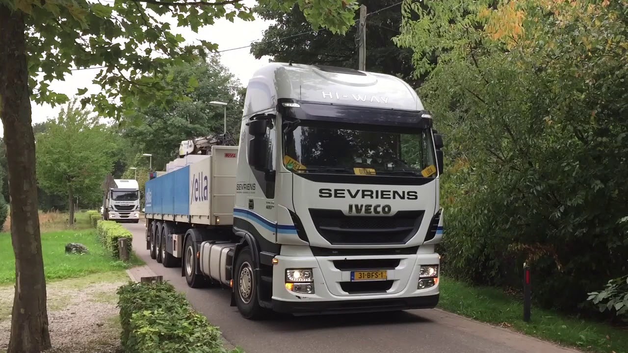 Sevriens auto's in de Breukelderveestraat Maria Hoop