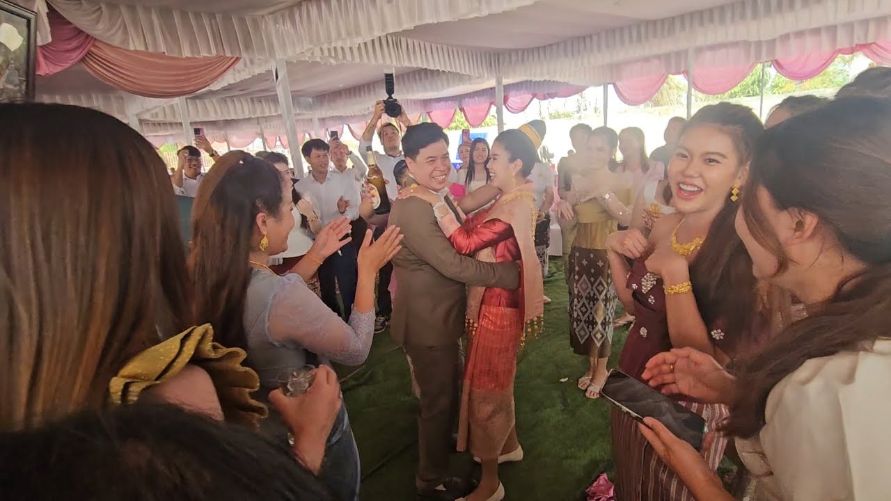 งานแต่งดองน้องชายหล้าบ้านนาเบียน เมืองไชยเศษฐา สปป.ลาว