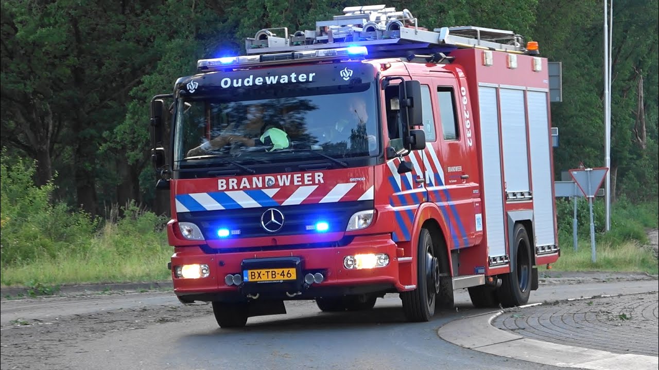 [GRIP 2] Prio 1 veel hulpdiensten met spoed naar Leersum na extreme storm