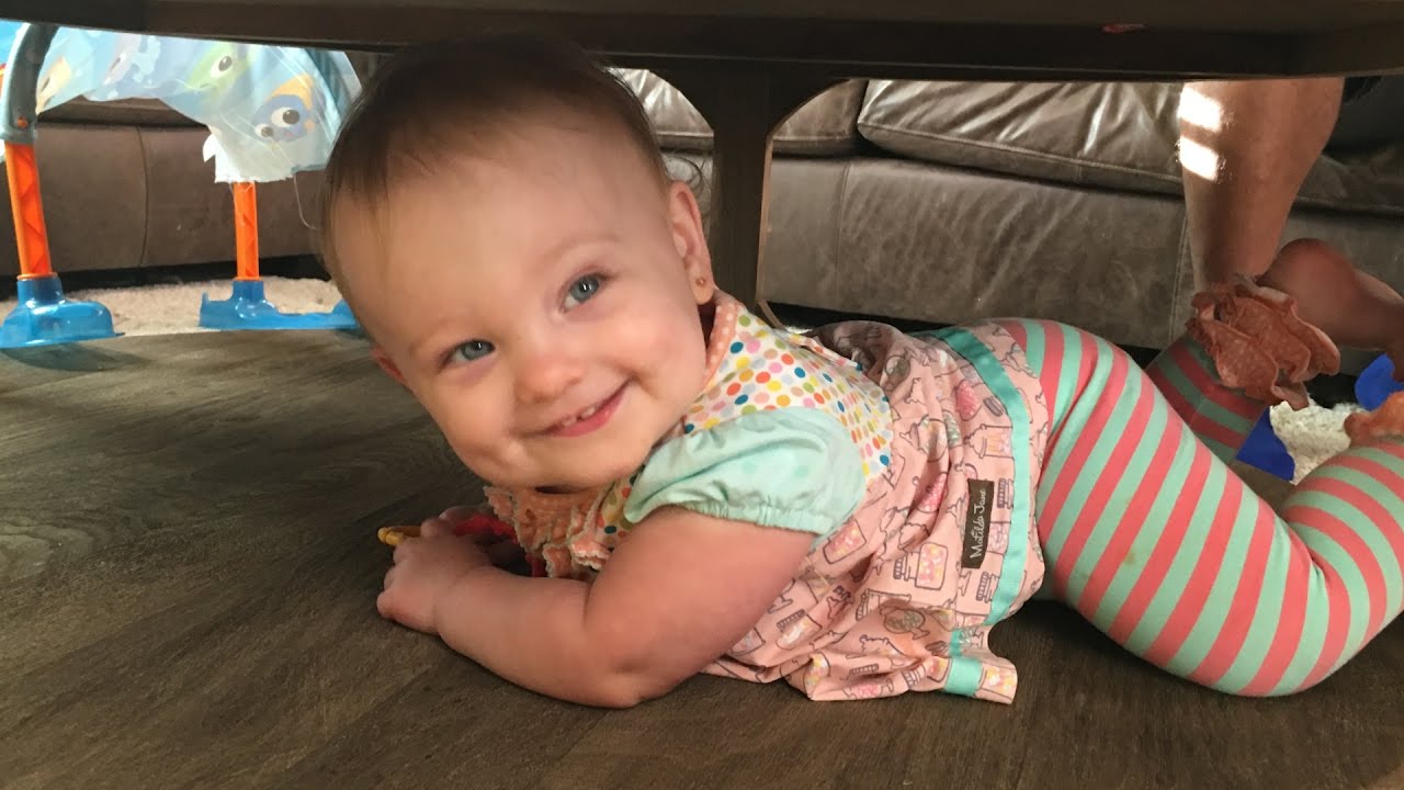 Ava's the Oldest Quint and Her Seriousness Hides a Goofy Side | OutDaughtered