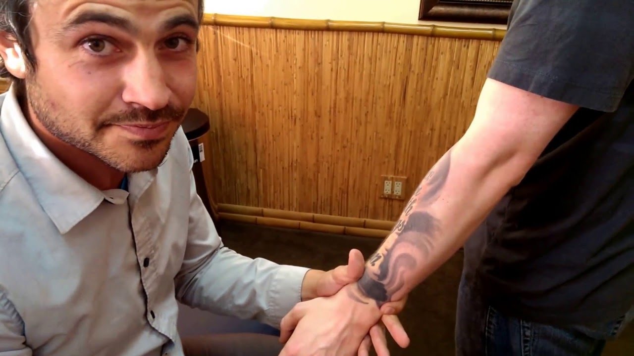 Chiropractic Adjustment for Wrist Pain