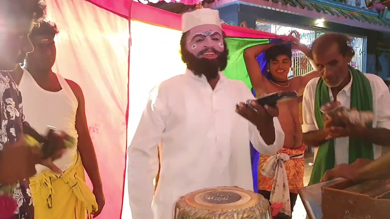 ஸ்ரீ வெங்கடேச பெருமாள் நாடகத்தில் அப்துல் காதர் வேடத்தில் கோடையிடி மிருதங்க  கோவிந்தராஜ்