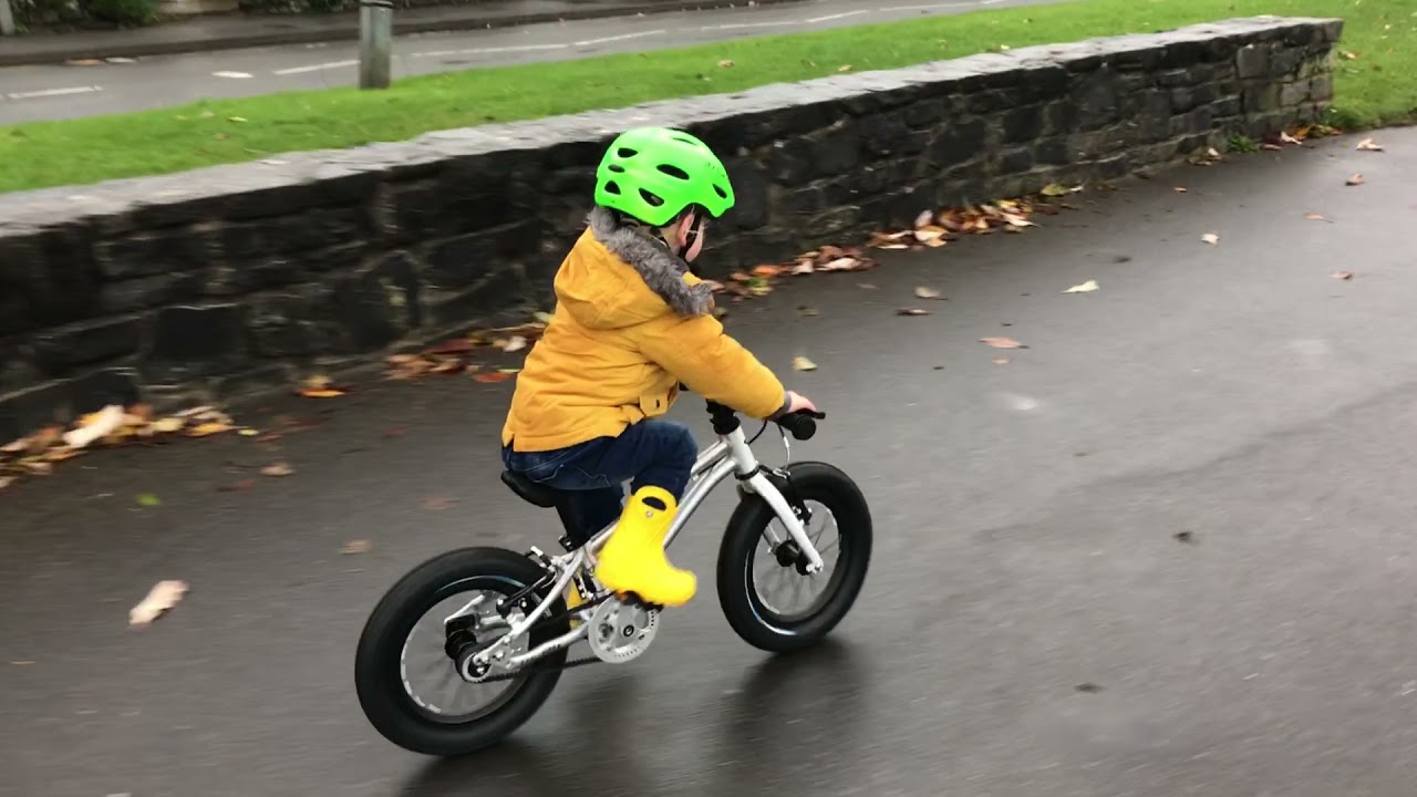 First ride on Early Rider Seeker 14