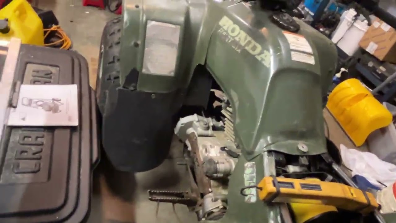 Honda Fourtrax 300 1996 Lots of issues.  Is it repairable? #honda #fourtrax #repair 