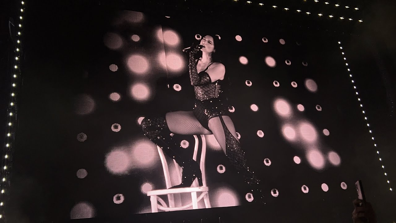 Whatcha doing Dua Lipa - Radical Optimism Tour Estadio GNP México