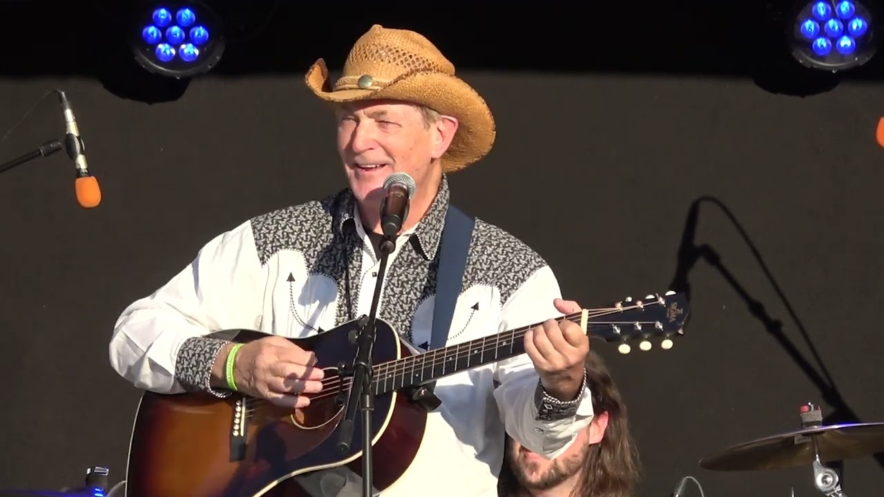 Doug Seegers - Down to the river with special guest Stella Adee