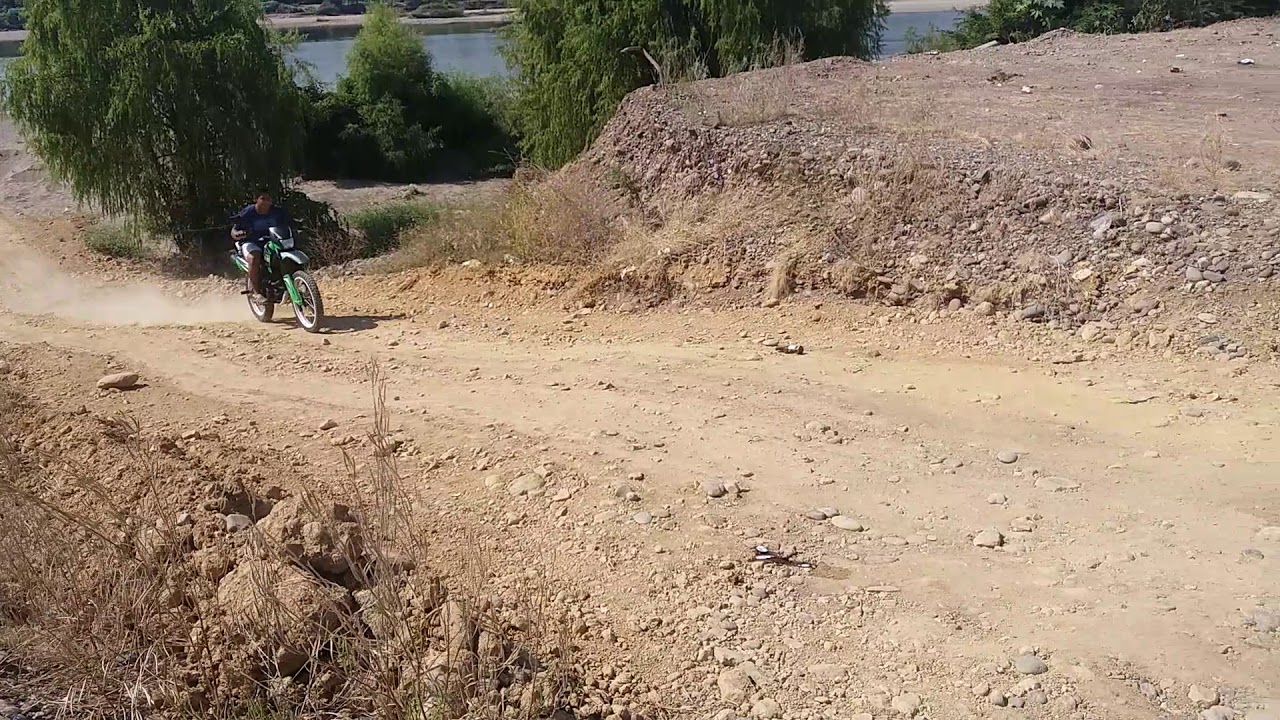 Dm200 verde prueba en subida en terraceria