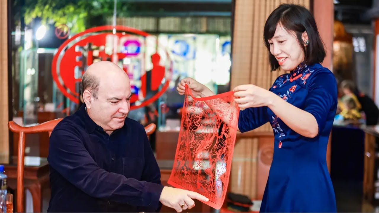 Foreign consuls meet traditional Foshan culture