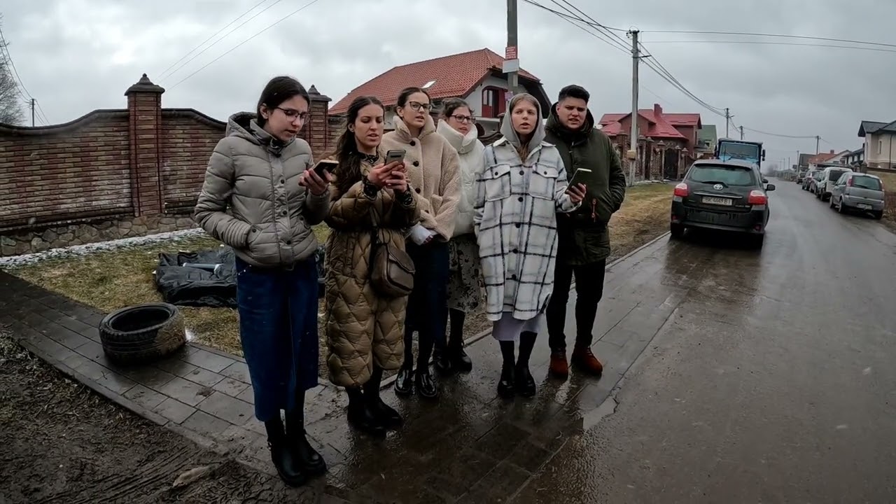 Встає в синім небі зоря 