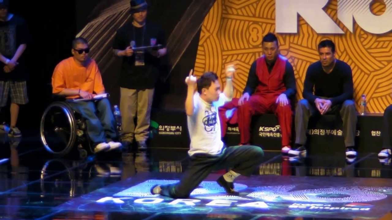 2013 R16 KOREA POPPIN Best8 Dokyun vs Katie