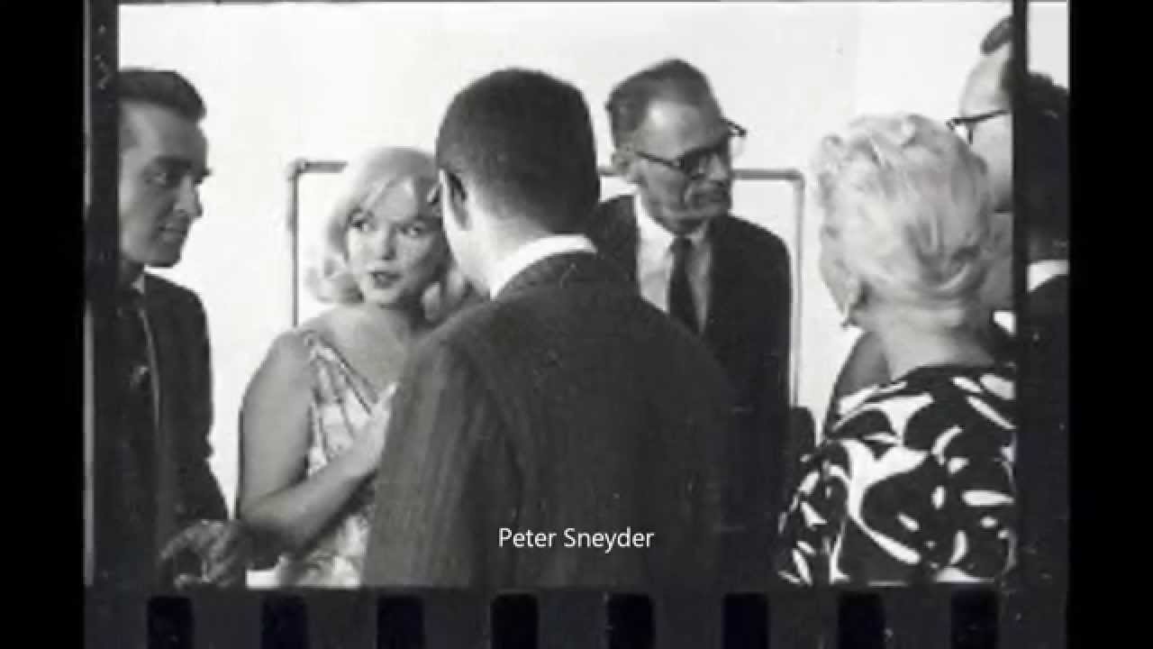 Marilyn Monroe & Montgomery Clift - The Unpublished Misfits Cocktail Party Photos 1960
