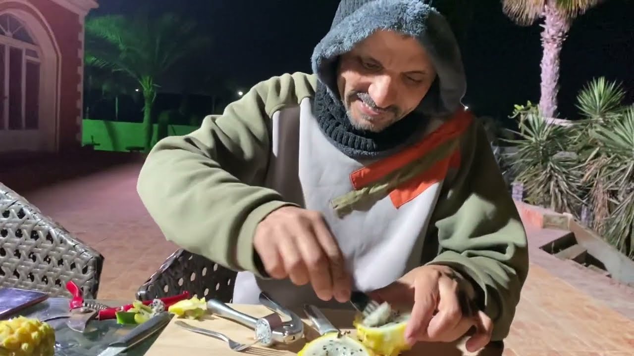 الحلقة ١٣٩ حصرياً فى مصر إختبار التذوق لنوعيات ثمار الدراجون الصفراء Yellow DF varieties taste test