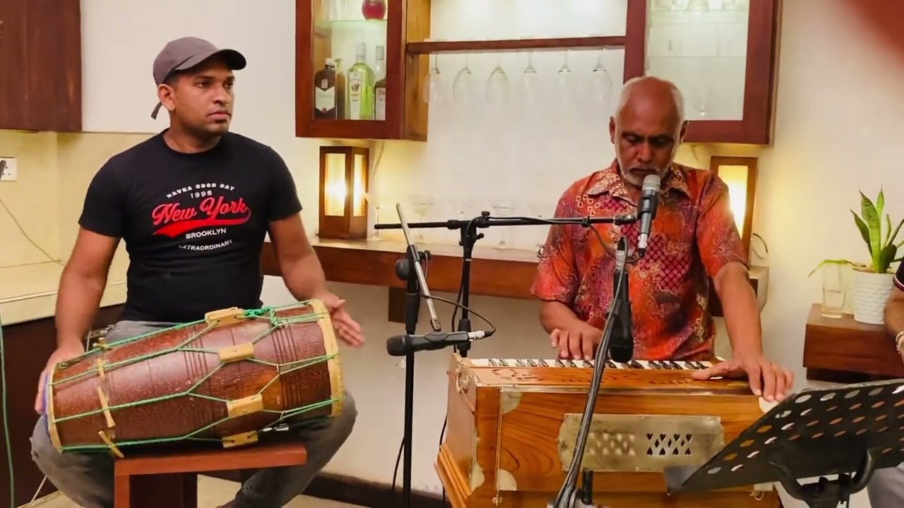 දොබගහවත්ත මාස්ටර්ගෙන් පැරණි ගීයක්.