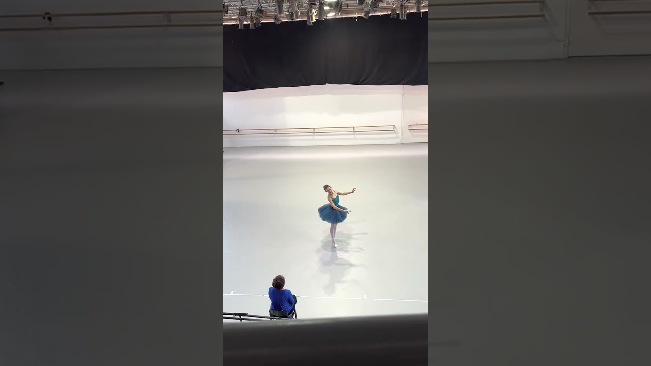Victoria Dorodna Sugar plum variation (Israel ballet)