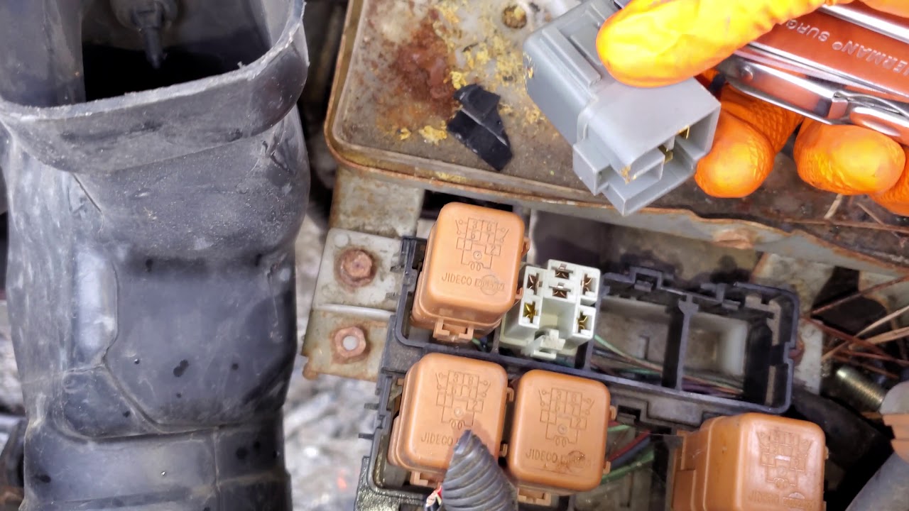2001 Nissan Maxima Starter Relay, Starter Fuse, Ignition Switch/ Starter Circuit Explained