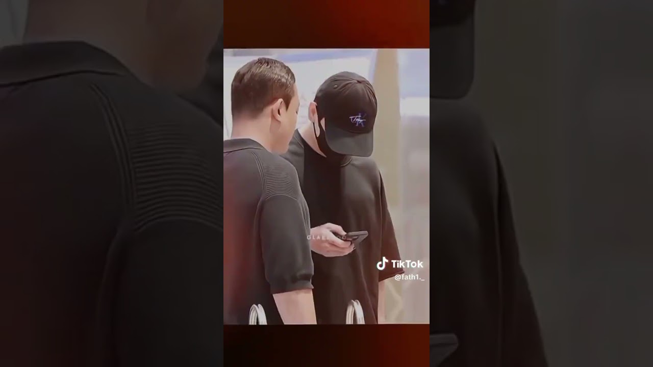 JUNGKOOK LISA FLOWERS #jungkook #bts #blackpink #lalisa #shorts #short #shortvideo #liskook #kpop