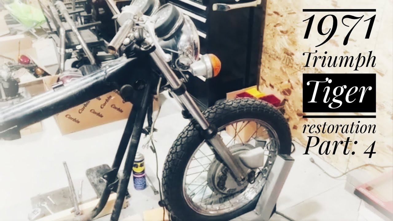 1971 Triumph Tiger 650cc restoration Part: 4, Removal of the front end parts