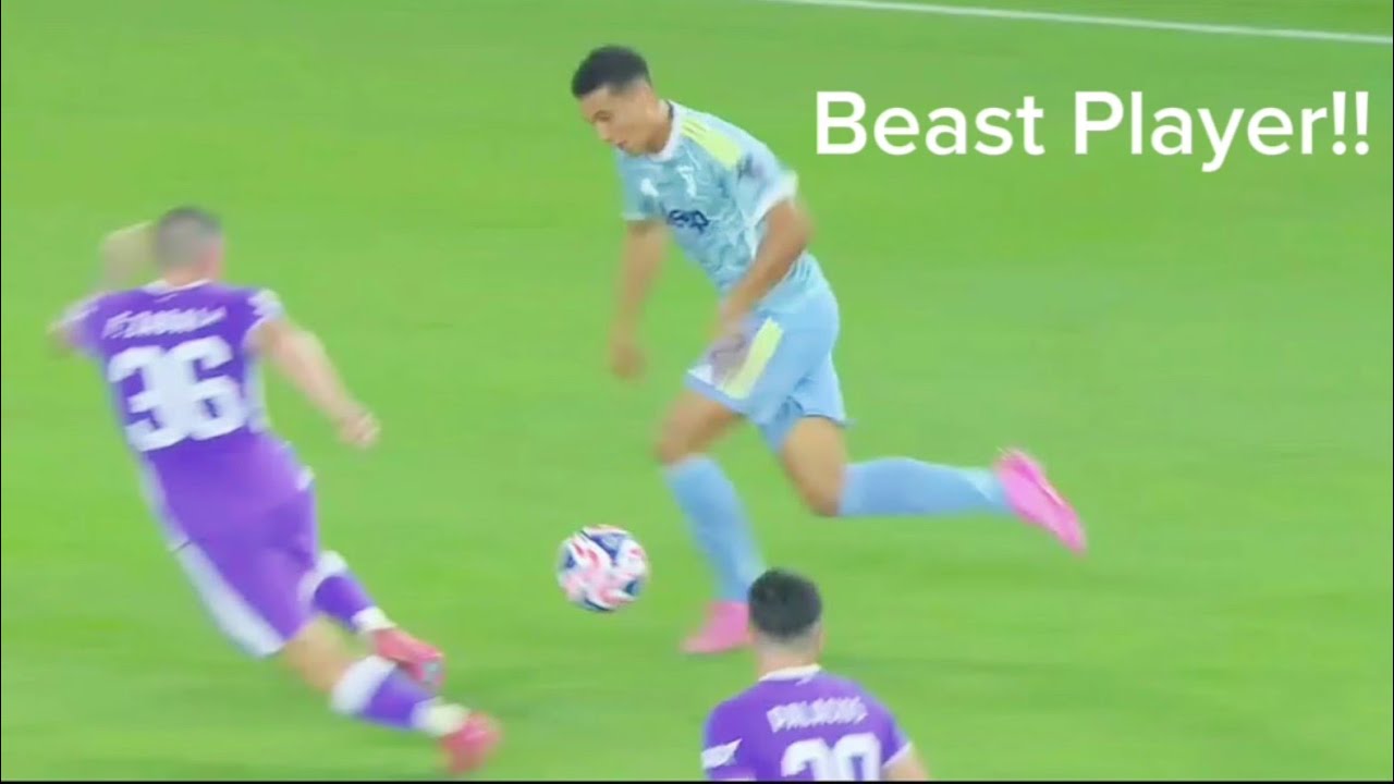 Alberto Costa First Debut For Juventus VS AL Ain