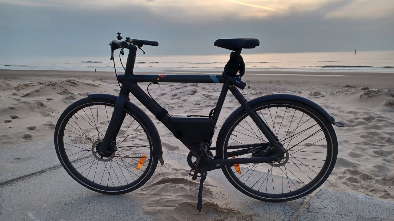 speeded up VanMoof S3 (37km)