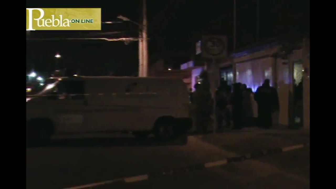 Deg&uuml;ellan a tres personas en Granjas del Sur