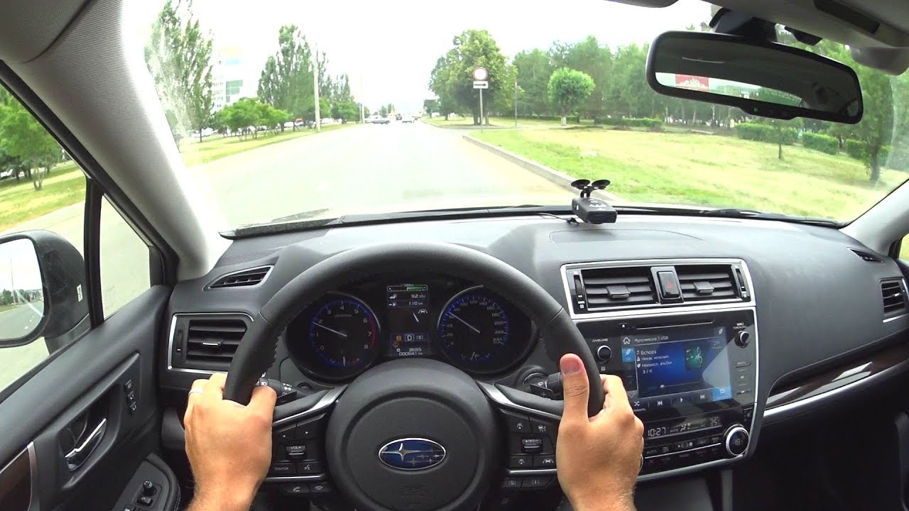 2018 Subaru Legacy Езда по городу