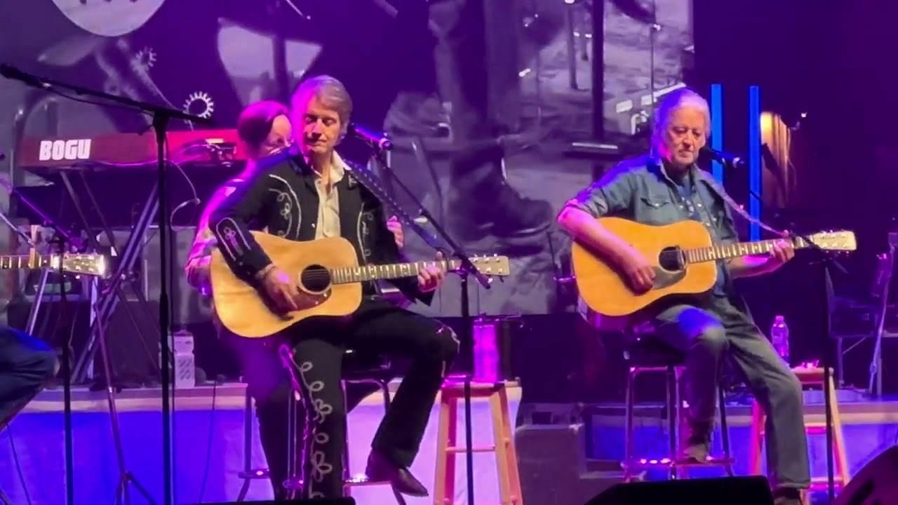 Blue Rodeo - Finger Lakes - LIVE at Massey Hall