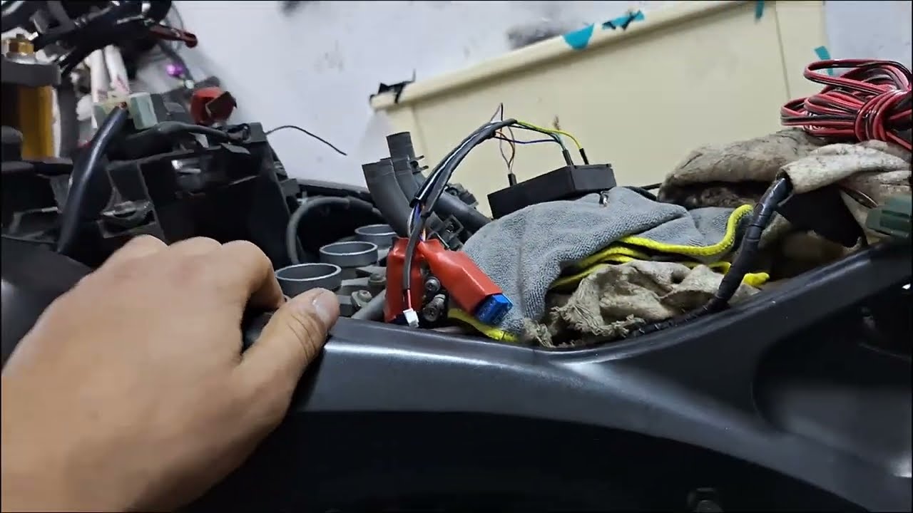 BUILDING A QUICKSHIFTER V3 FOR MY  YAMAHA FZ6 +  TEST RIDE