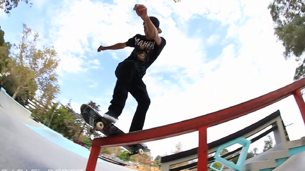 Bigger Flip Frontside Boardslide