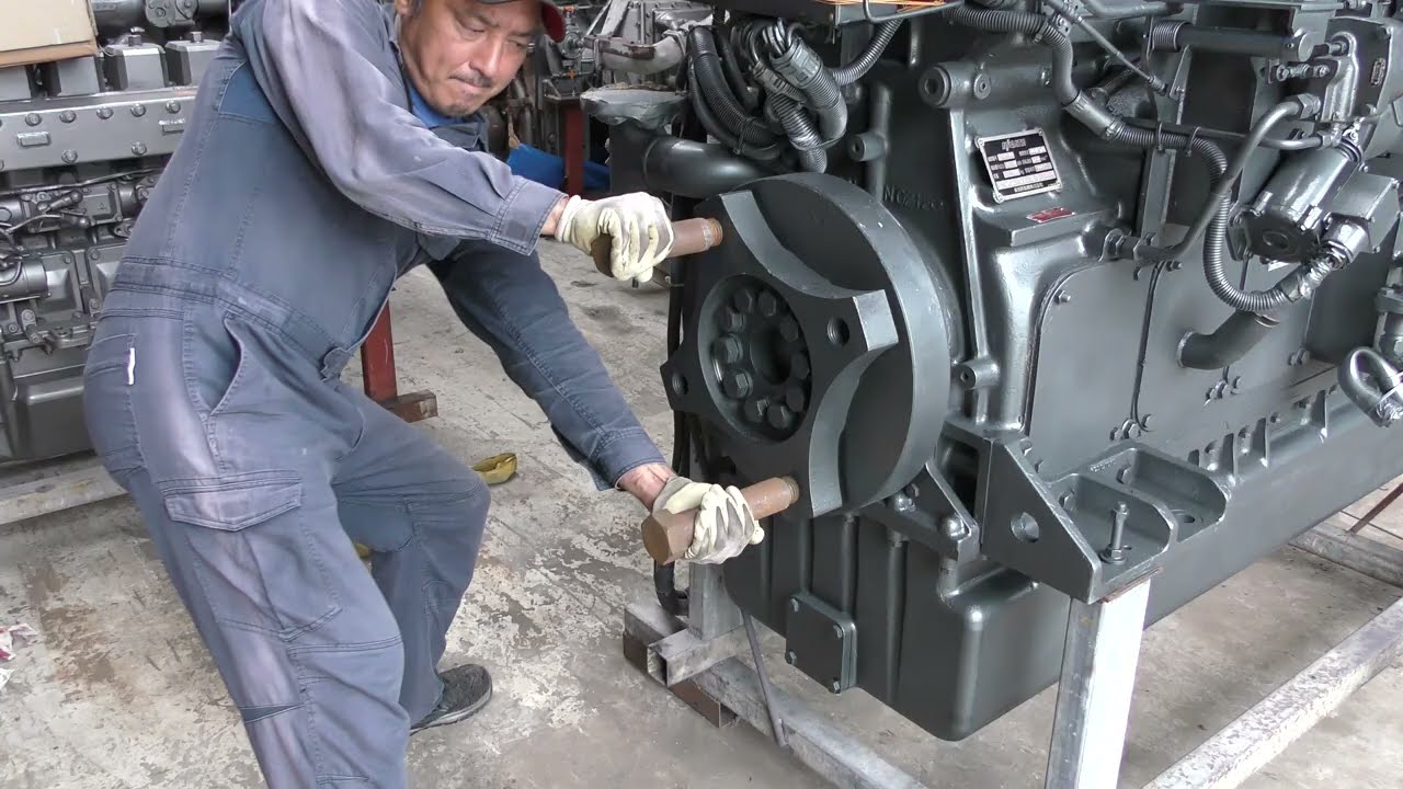 No.5661 ニイガタ NIIGATA 6MG17HX 987hp (Gearboxless) NEED REPAIR